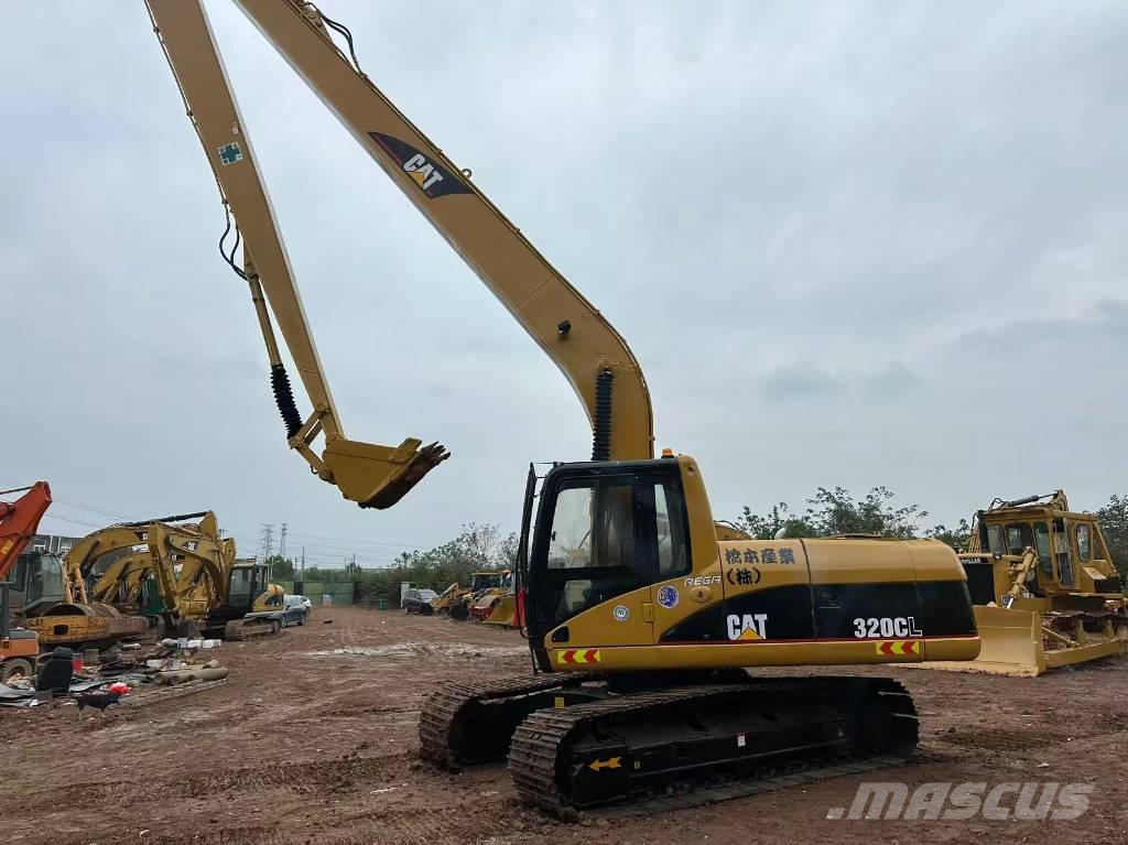 CAT 320C Dolgo sežni bagri