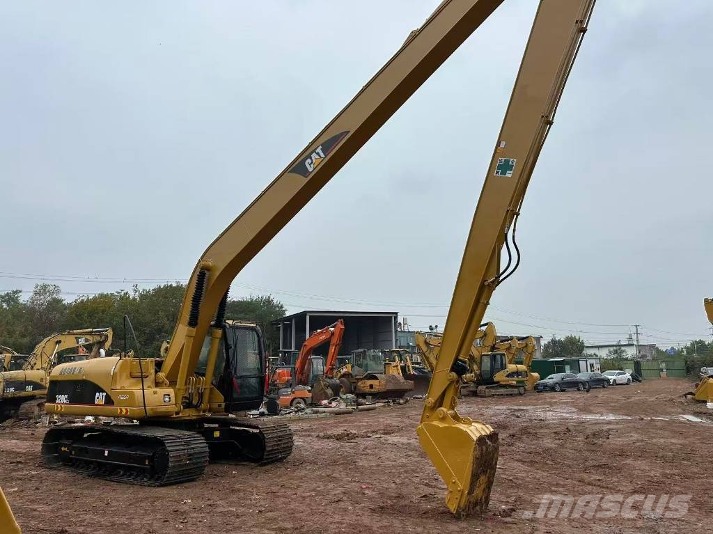 CAT 320C Dolgo sežni bagri