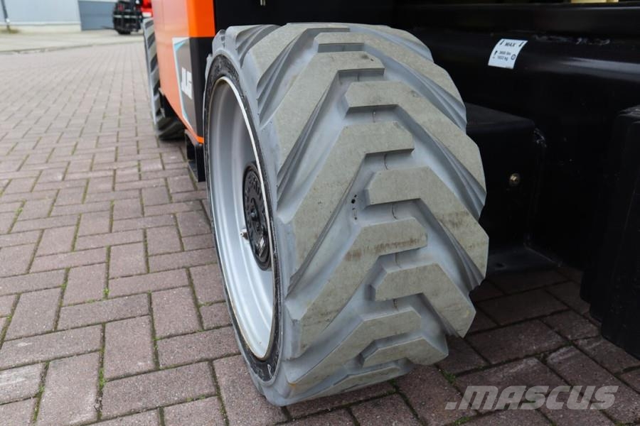 JLG ERT2669 Electric, 10m Working Height, 680kg Capaci Ножични работни платформи