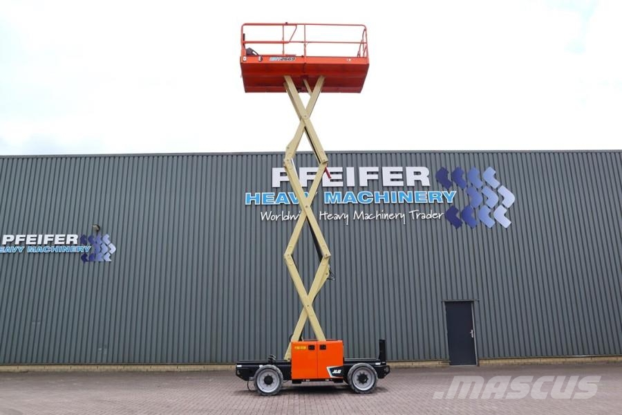 JLG ERT2669 Electric, 10m Working Height, 680kg Capaci Ножични работни платформи