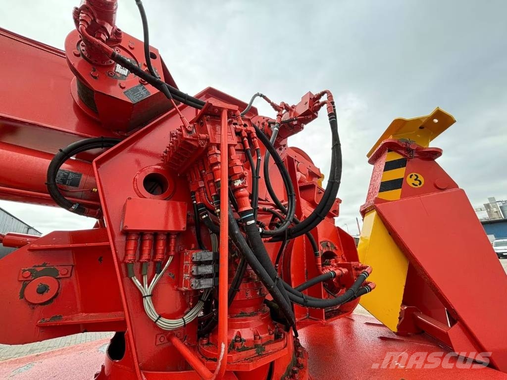 Scania 124 G 420 شاحنات حريق