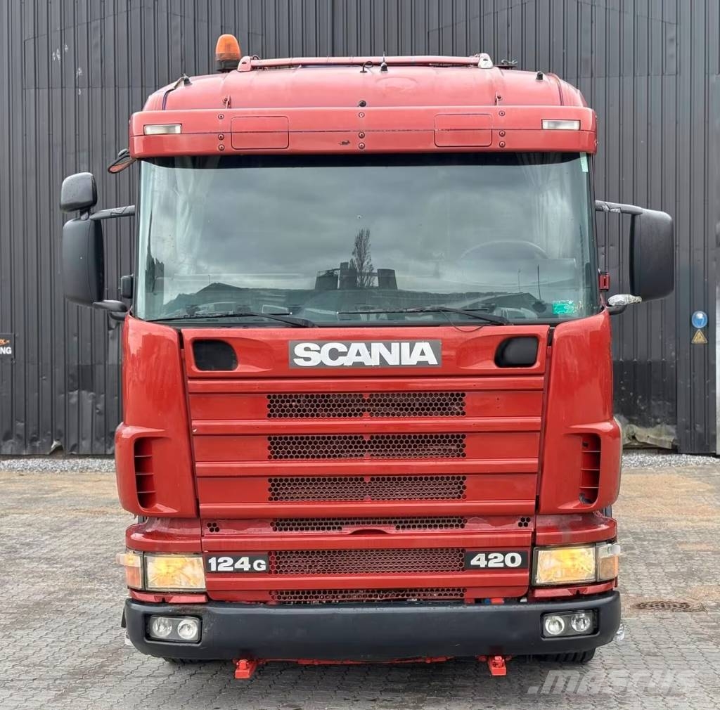 Scania 124 G 420 شاحنات حريق