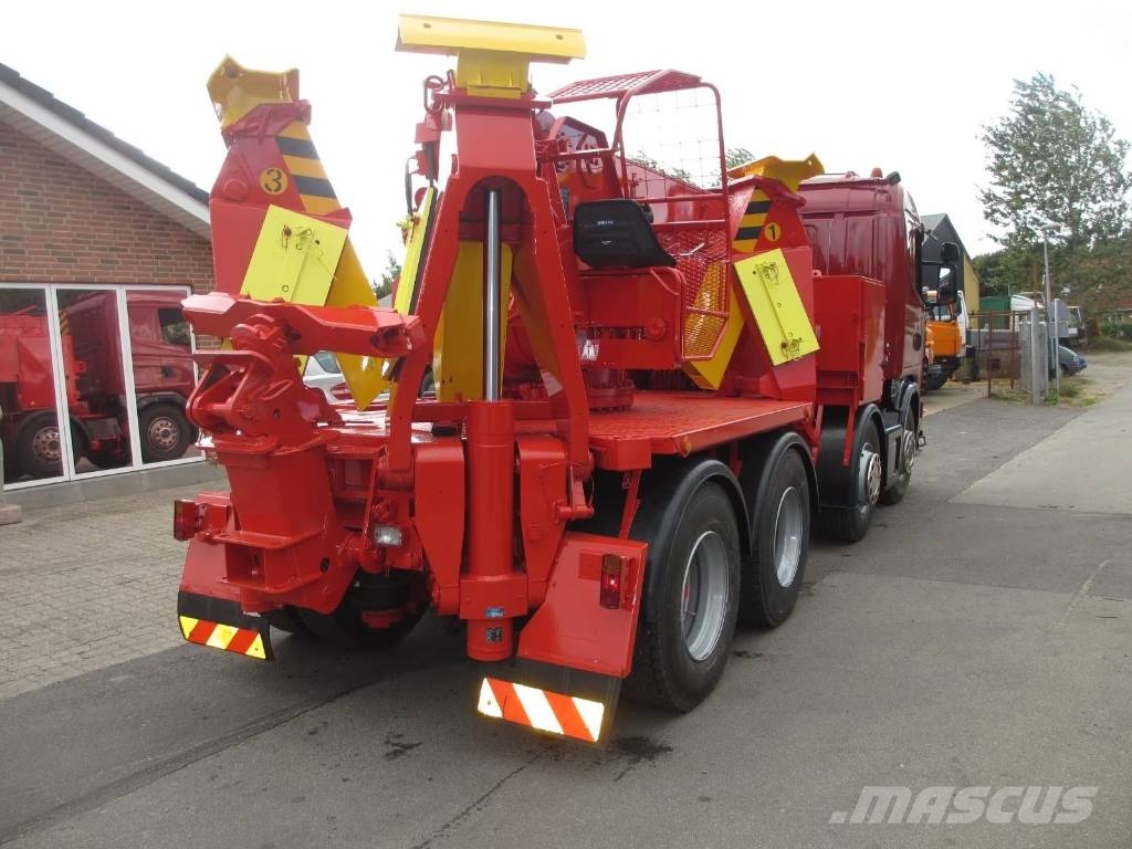 Scania 124 G 420 شاحنات حريق