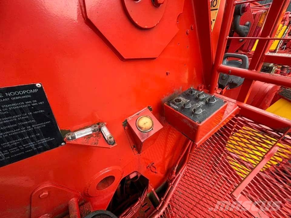 Scania 124 G 420 شاحنات حريق
