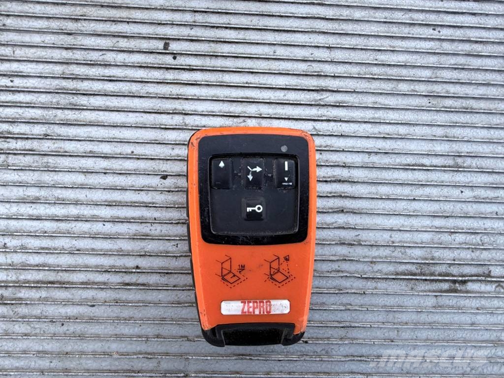 Scania P320 6x2*4 Carrier Supra 1250 Mt 9.80 m Camiones con temperatura controlada
