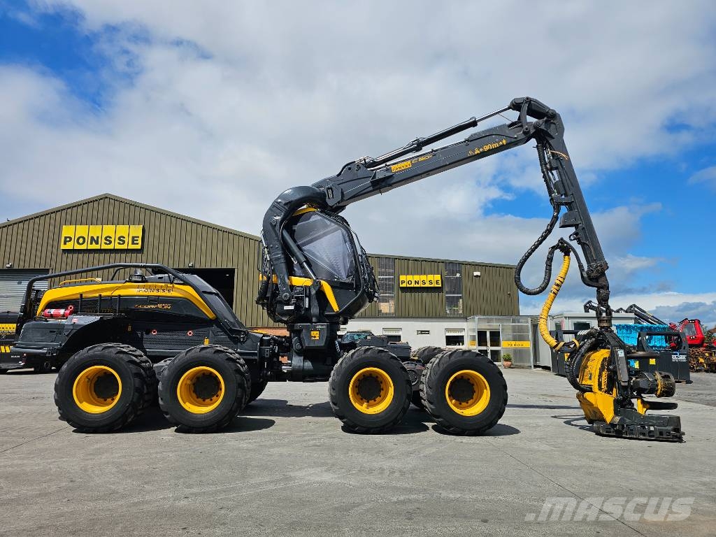 Ponsse Scorpion Giant Harvesterit