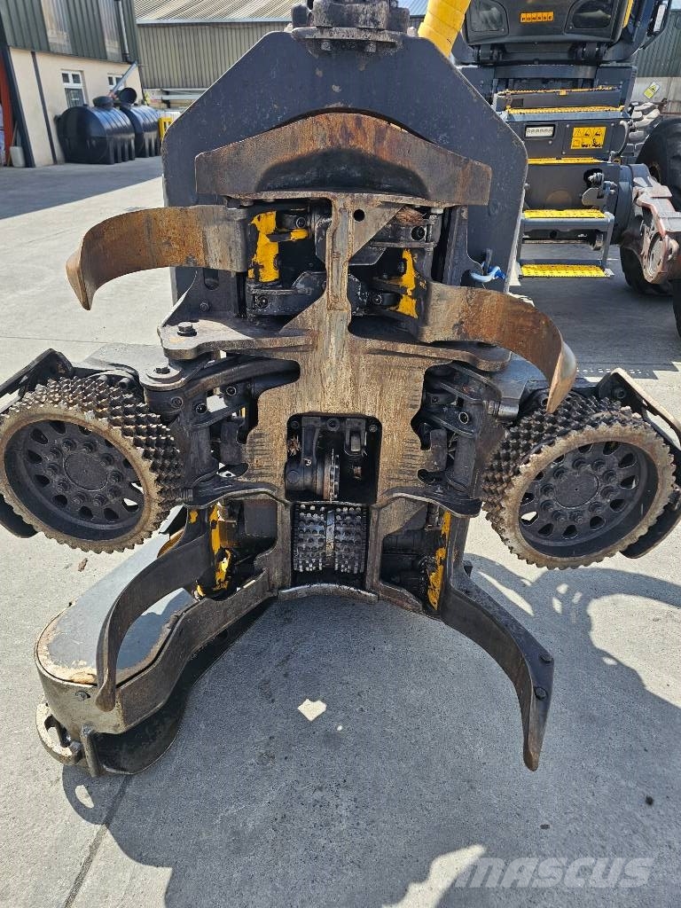 Ponsse Scorpion Giant Harvesterit
