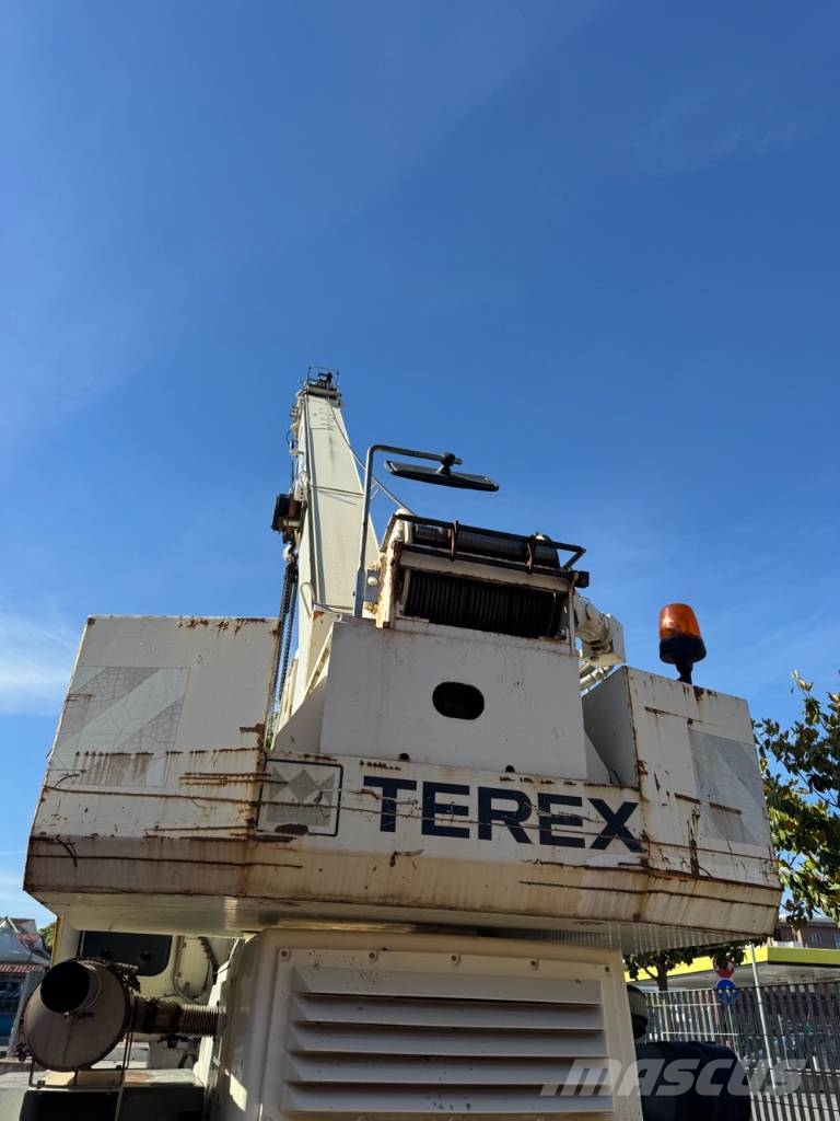 Terex A 400 Ruw terrein kranen