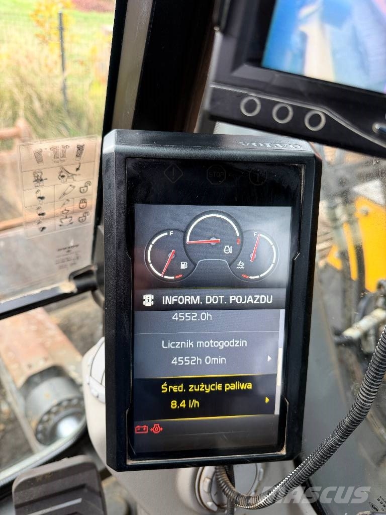 Volvo ECR 235 E Roomikekskavaatorid