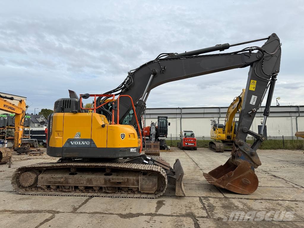 Volvo ECR 235 E Roomikekskavaatorid