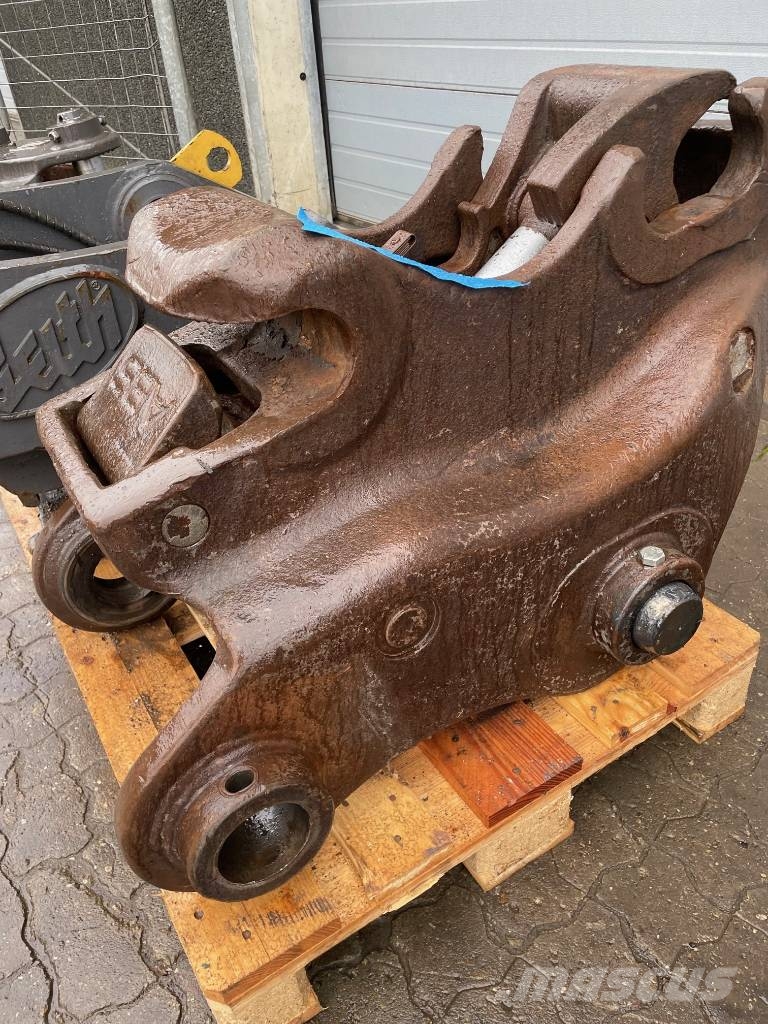 Miller hurtigskift / Schnellwechsler / Quick hitch Greito sujungimo jungtys