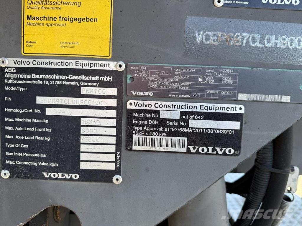 Volvo P 6870C Asfaltadoras