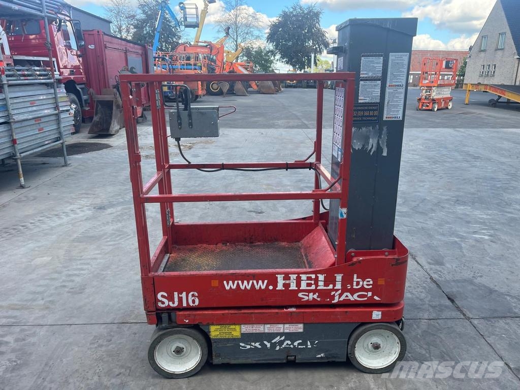SkyJack SJ16 SJ16 Nacelles télescopiques