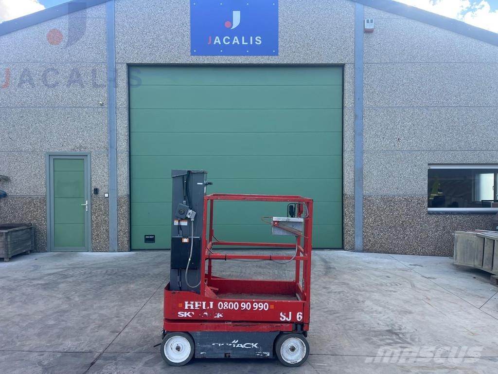 SkyJack SJ16 SJ16 Nacelles télescopiques