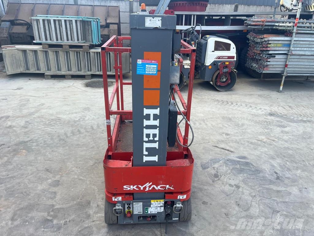 SkyJack SJ16 SJ16 Nacelles télescopiques