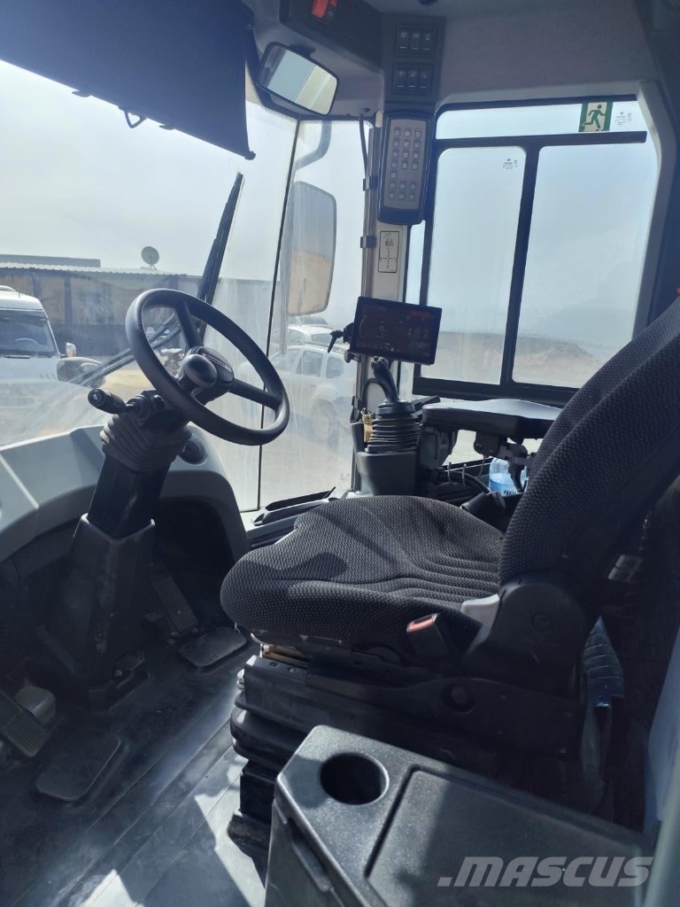 Liebherr L 556 Tekerlekli yükleyiciler