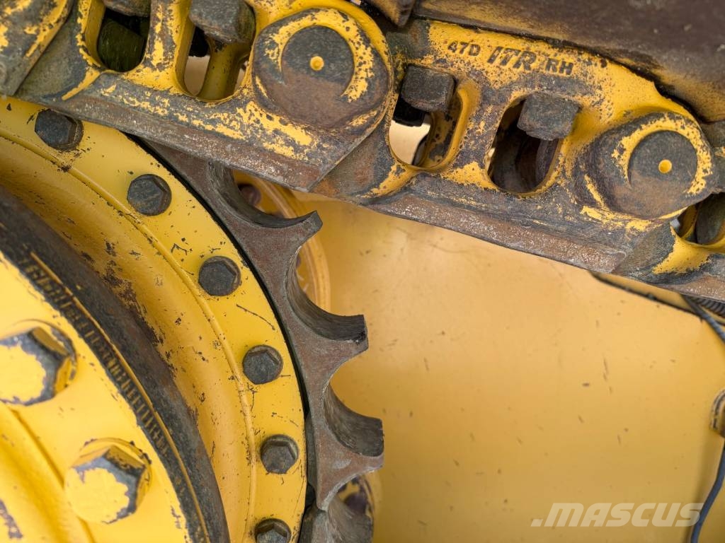 CAT D 6 N LGP (GPS) Kāpurķēžu buldozeri