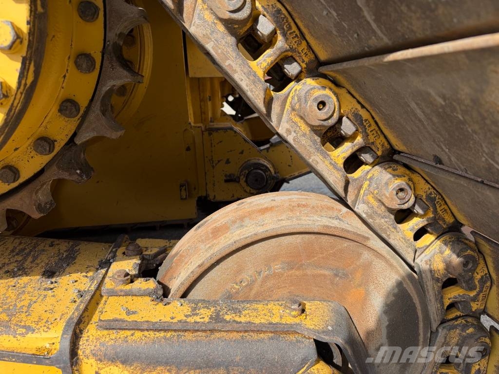 CAT D 6 N LGP (GPS) Kāpurķēžu buldozeri