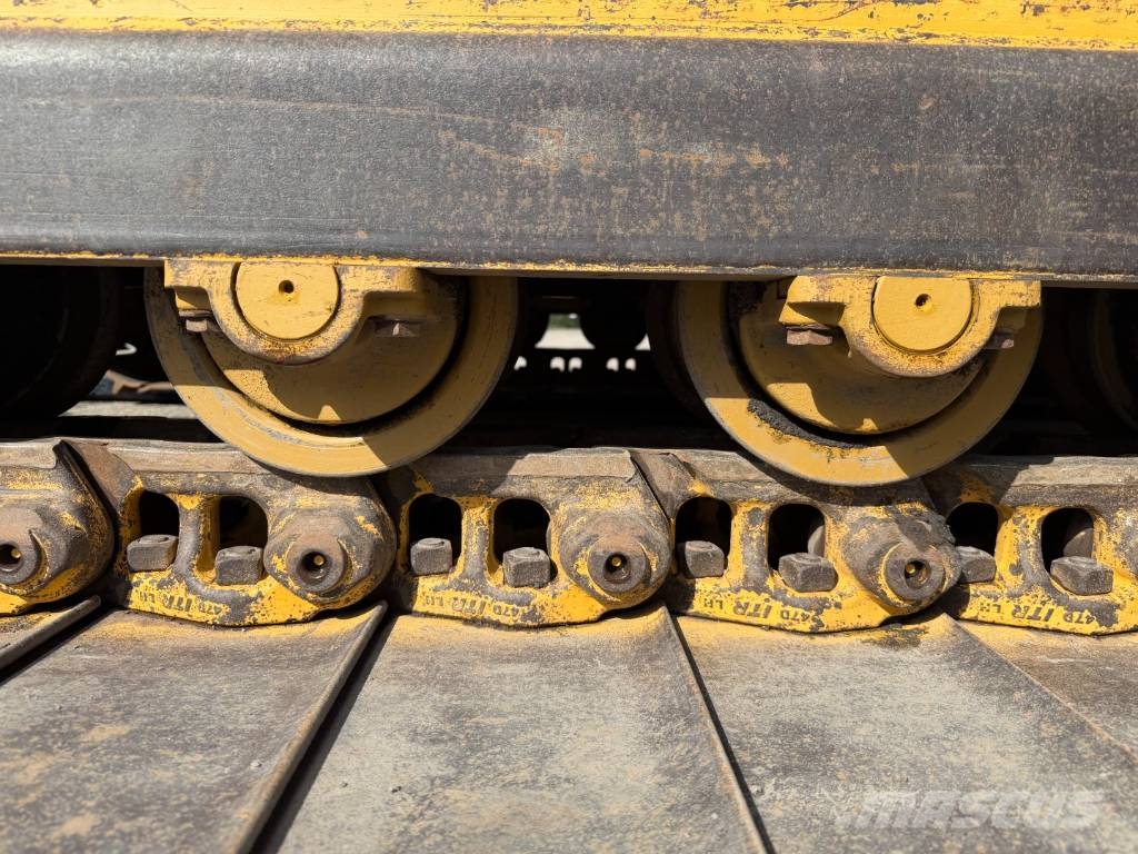 CAT D 6 N LGP (GPS) Kāpurķēžu buldozeri