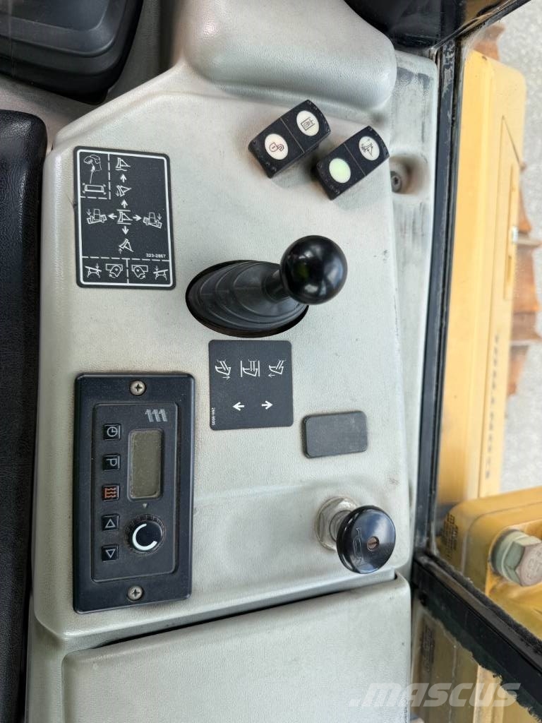 CAT D 6 N LGP (GPS) Kāpurķēžu buldozeri