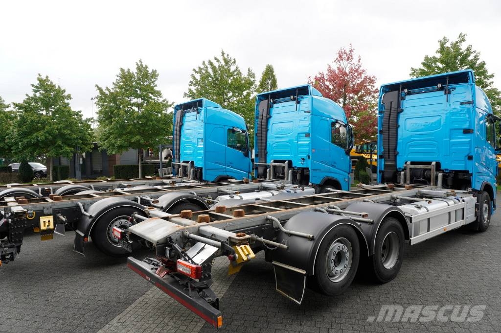 Volvo FH 500 6x2 / 299 tho. km / 2024 / ADR / steer axle Kontenerowce / BDF