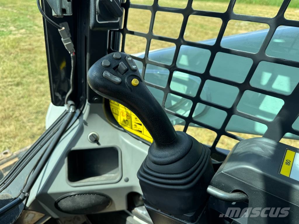 Bobcat T590 - Track Loader / Closed Cab Φορτωτάκια