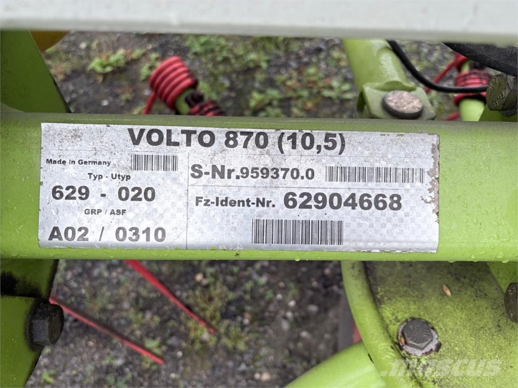 CLAAS Volto 870 Граблі і сінозворушувачі