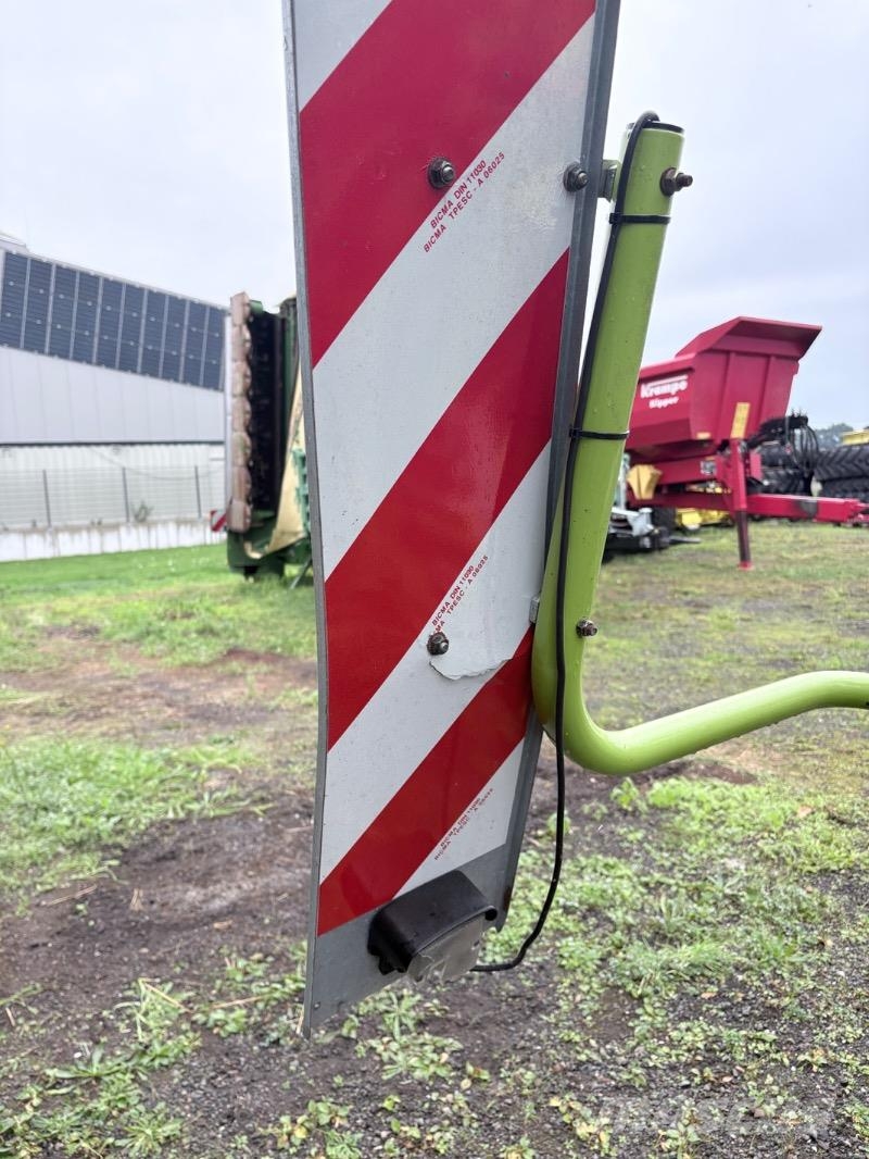 CLAAS Volto 870 Граблі і сінозворушувачі