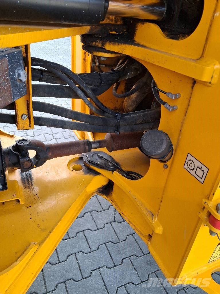 JCB 435 S Kolesni nakladalci