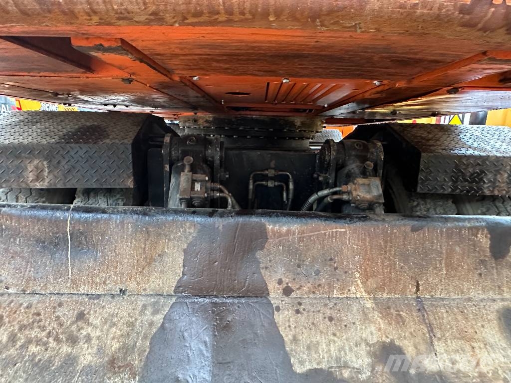Doosan DH 210 W-7 Rare in‑stock Pelle sur pneus