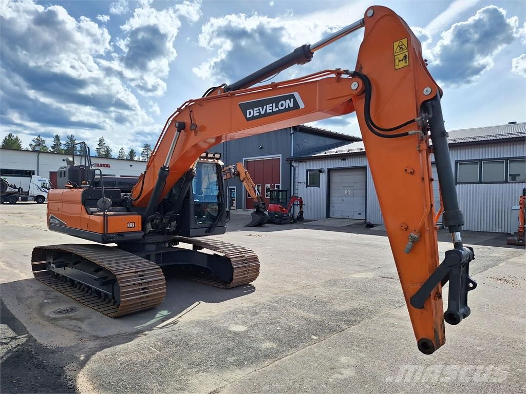 Doosan DX225LC-7 Excavadoras sobre orugas