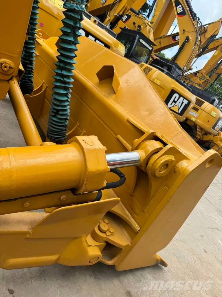 CAT D8R Kāpurķēžu buldozeri