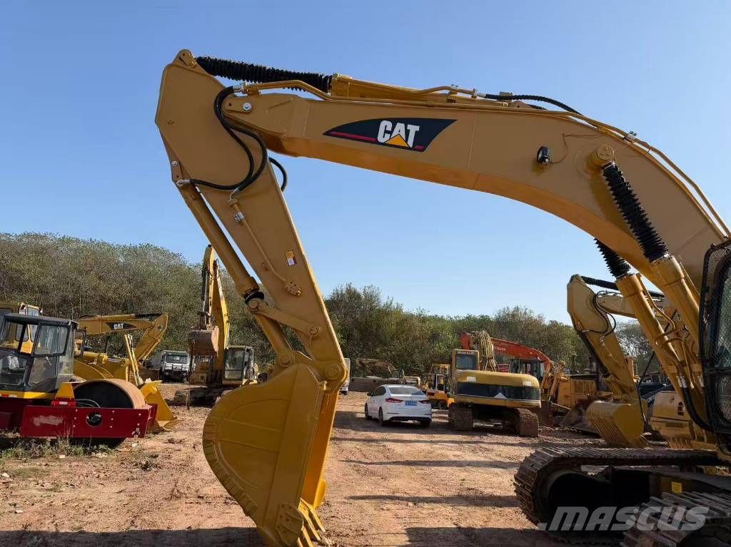 CAT 330C Bagri goseničarji