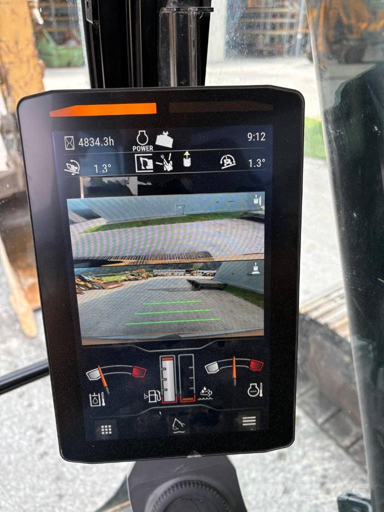 CAT 320 Rupsgraafmachines