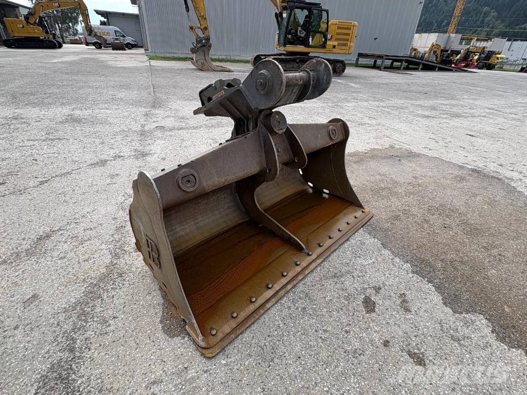 CAT 320 Rupsgraafmachines