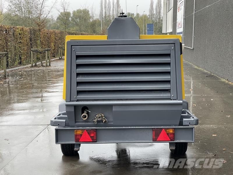 Atlas Copco XAHS 186 DD Kompresory