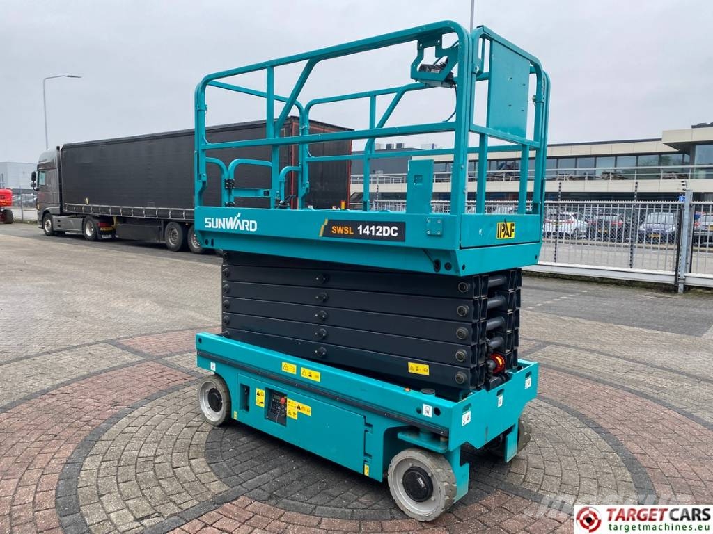 Sunward SWSL1412DC Electric 1412DC Scissor WorkLift 1400cm Nožnicové zdvíhacie plošiny