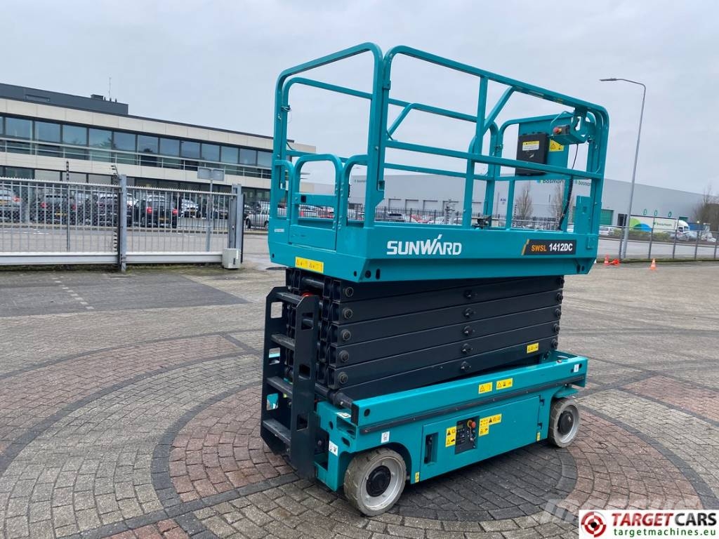 Sunward SWSL1412DC Electric 1412DC Scissor WorkLift 1400cm Nožnicové zdvíhacie plošiny