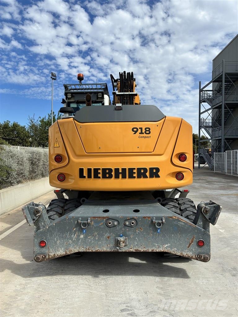 Liebherr A 918 Compact Litronic Pelle sur pneus
