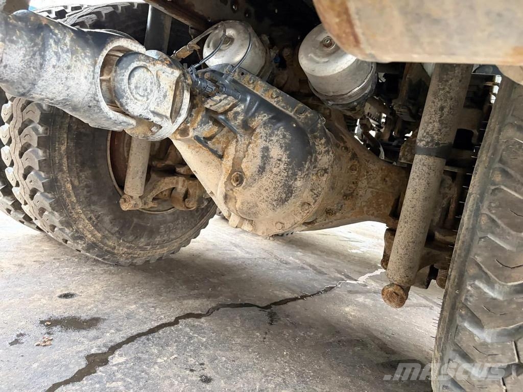 Mercedes-Benz Actros 4143 Kipper - 8x8 - Manuel Gearbox - Big Ax شاحنات قلابة