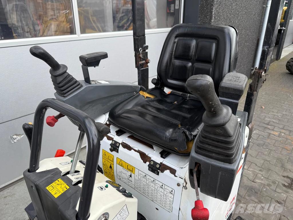 Bobcat E10z Mini rýpadla < 7t