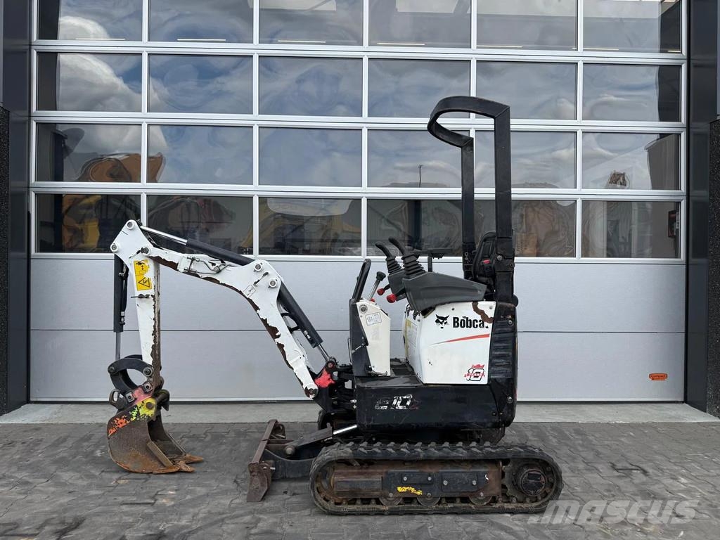 Bobcat E10z Mini rýpadla < 7t