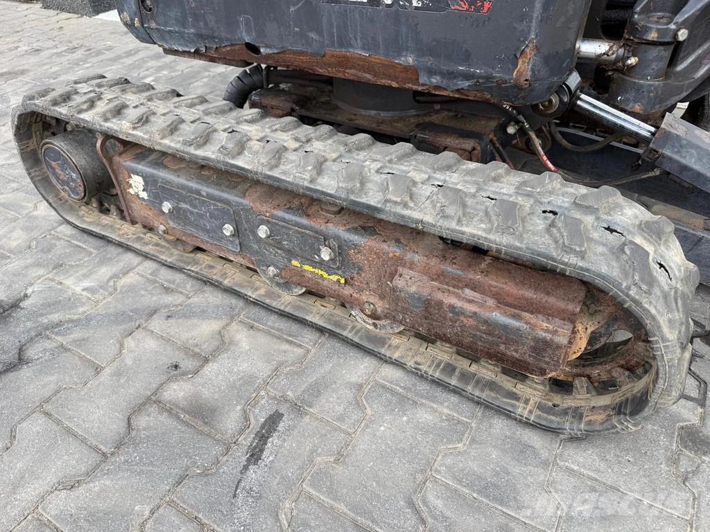 Bobcat E10z Mini rýpadla < 7t