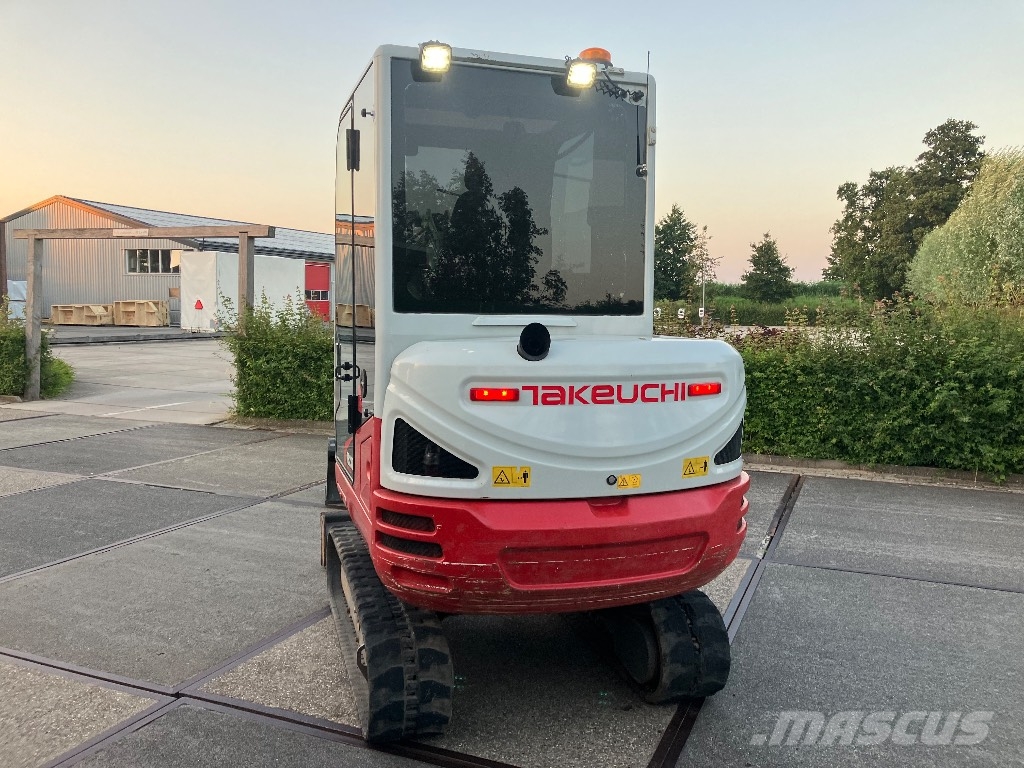 Takeuchi TB 230 Extra minigraver | 1450 u | sloop-sorteer Miniescavatori