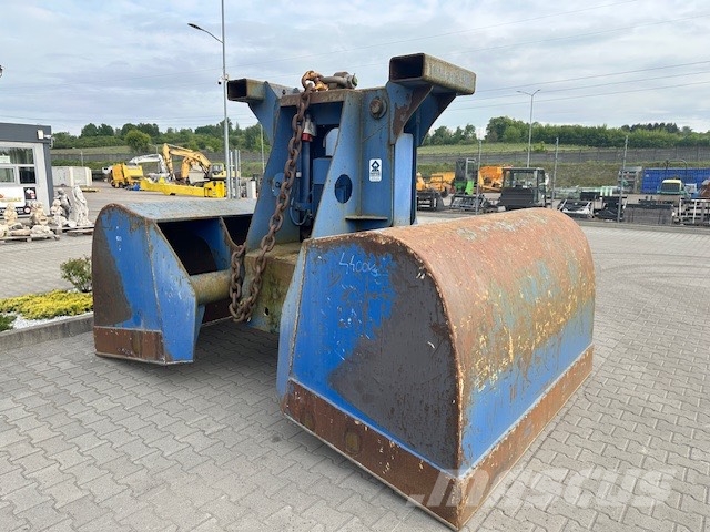 Liebherr MRS Greifer 5,6M3 海港型起重機