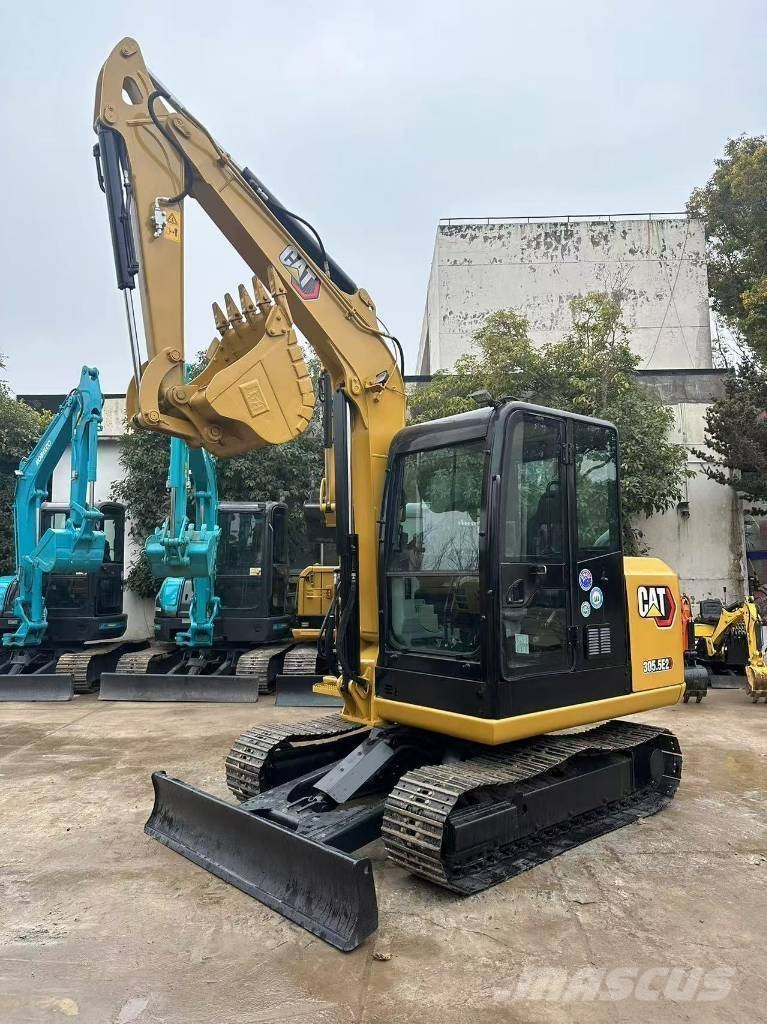 CAT 305.5E2 小型挖掘机