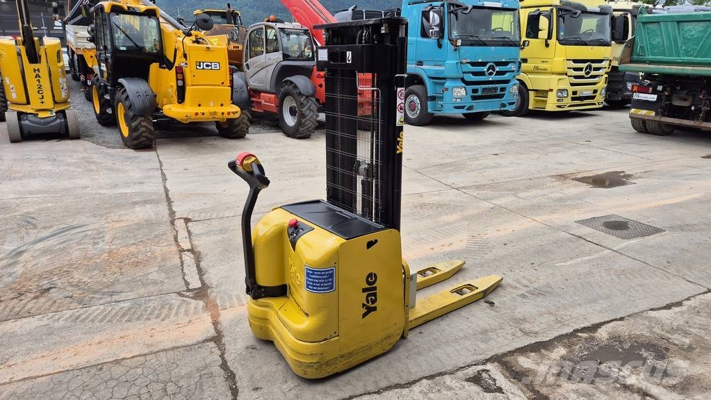 Yale MS16AC - 2011 YEAR - 125 HOURS - TRIPLEX Παλετοφόρα πεζού χειριστή με ιστό