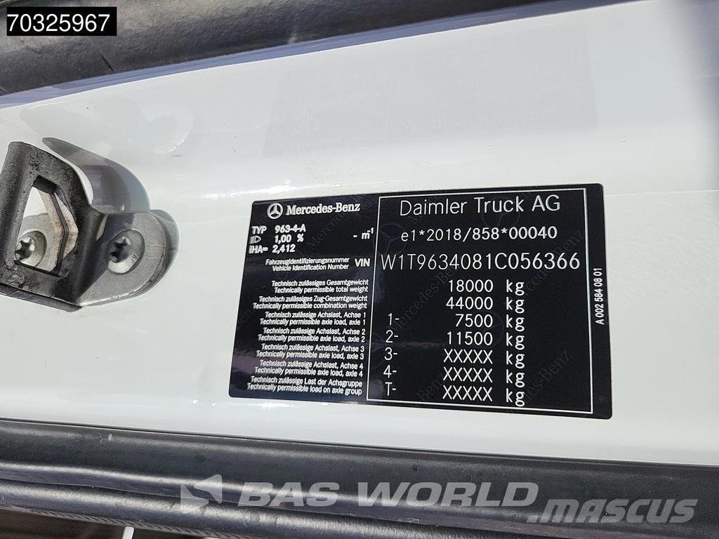 Mercedes-Benz Actros 1845 4X2 BigSpace Retarder 2x Tanks Standkl وحدات الجر
