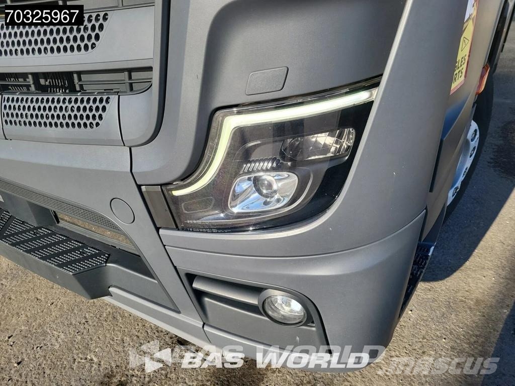 Mercedes-Benz Actros 1845 4X2 BigSpace Retarder 2x Tanks Standkl وحدات الجر