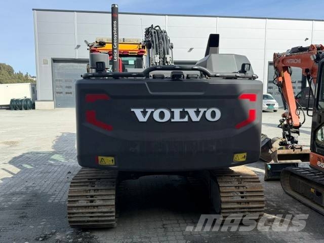 Volvo EC140EL حفارات زحافة